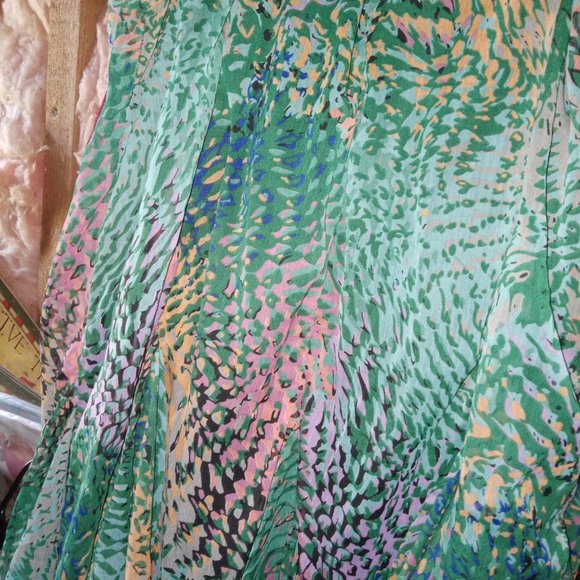 Women's 3 PC set Shirt & 2 skirts - Picture 3 of 6